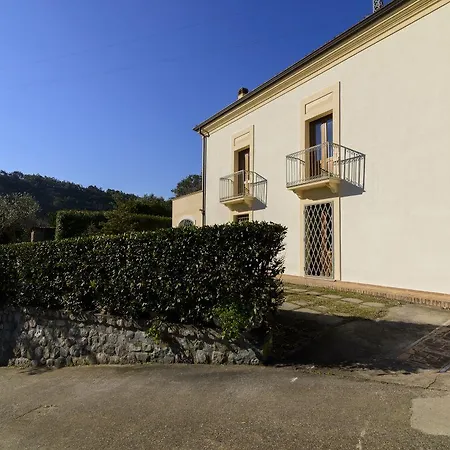 Landhaus Bbuss Country Club