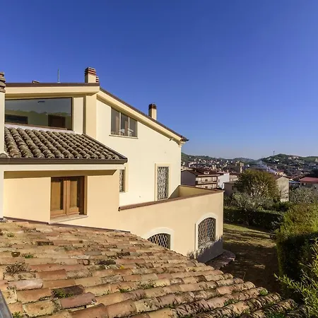 Bbuss Country Club Landhaus *