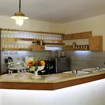 Bbuss Country Club Kır Evi Catanzaro