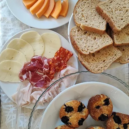 Bbuss Country Club *