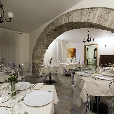 Bbuss Country Club *