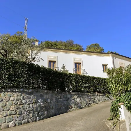 Bbuss Country Club Séjour à la campagne *