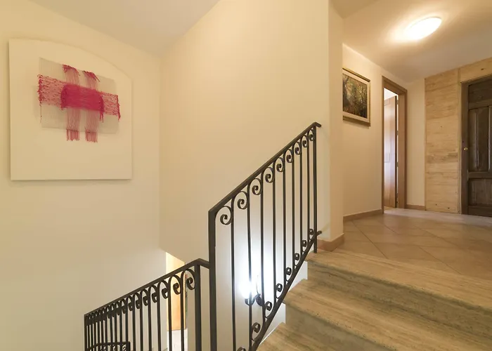 Bbuss Country Club *